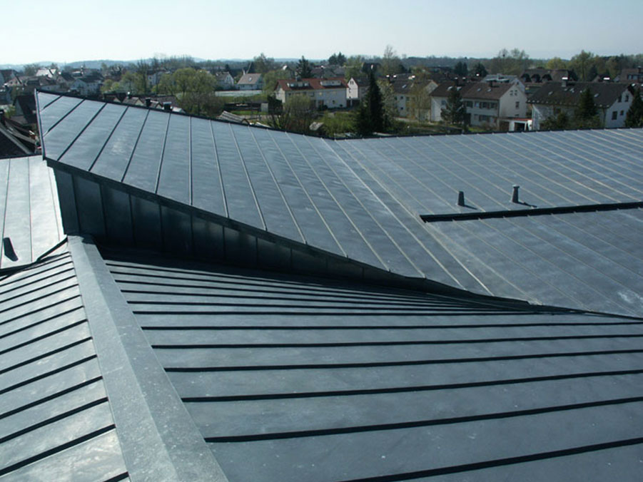 renovation de toiture en zinc à Courbevoie dans les Hauts-de-Seine (92)